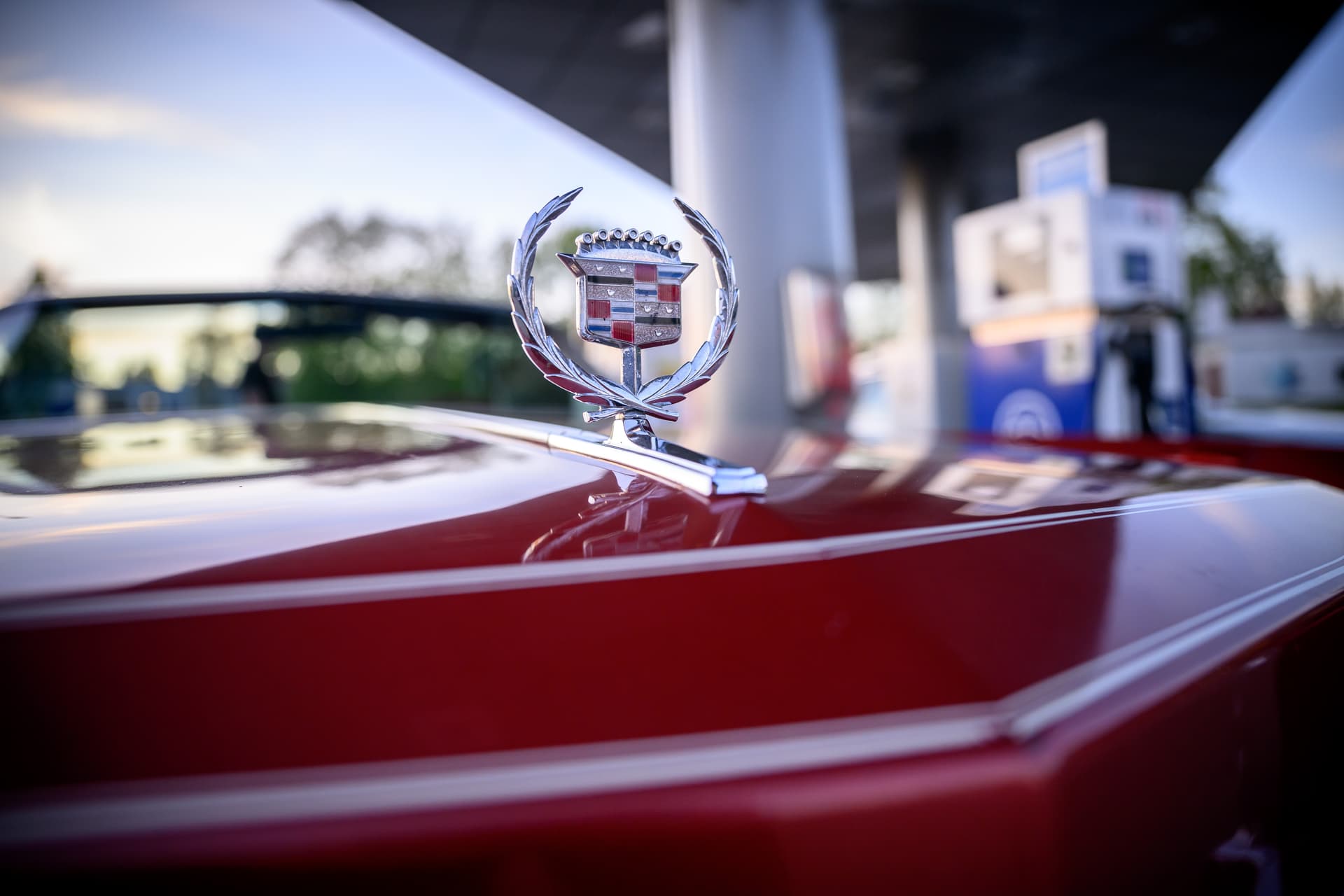 Cadillac Eldorado 1976 foto 1
