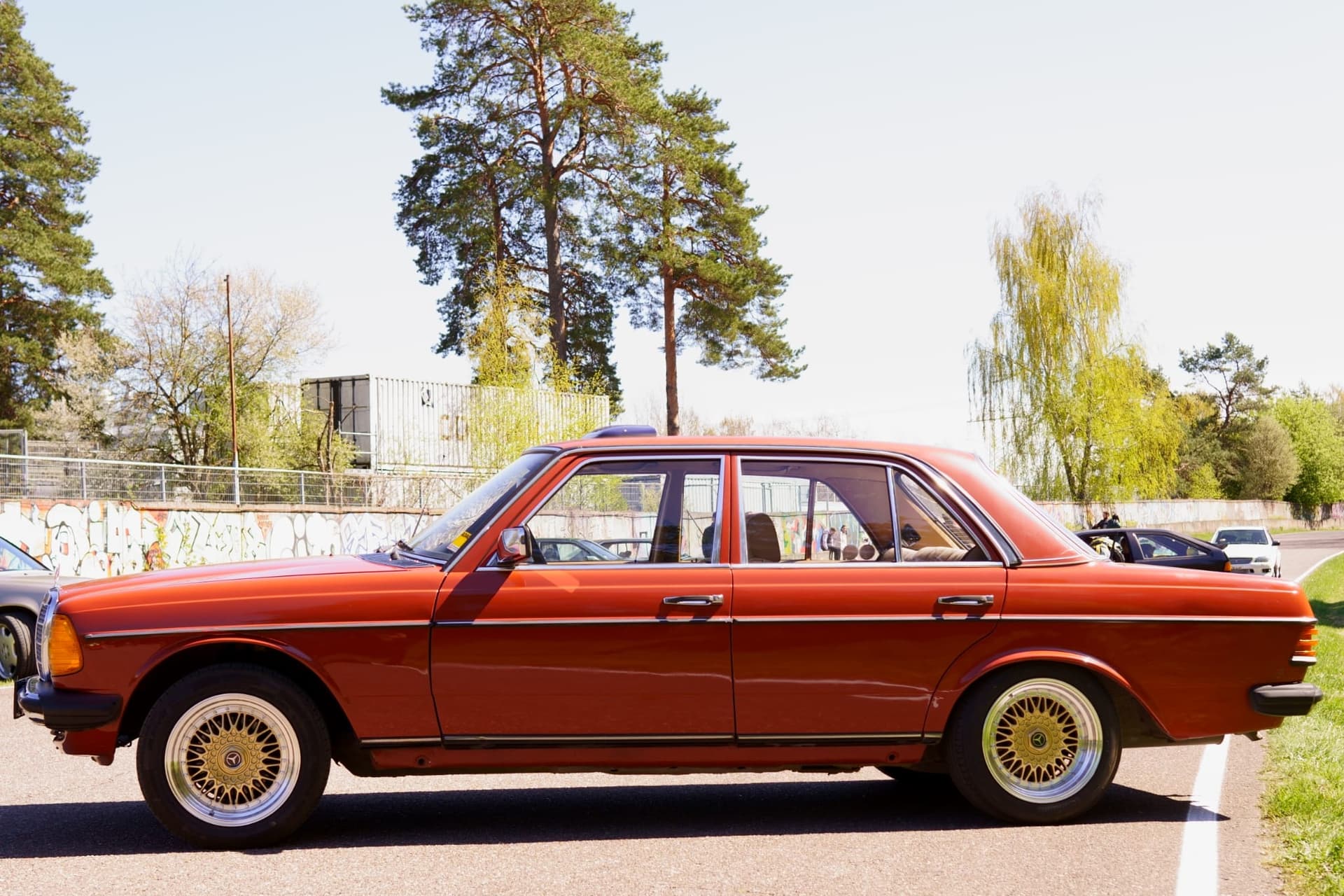 Mercedes W123 1983 foto 5