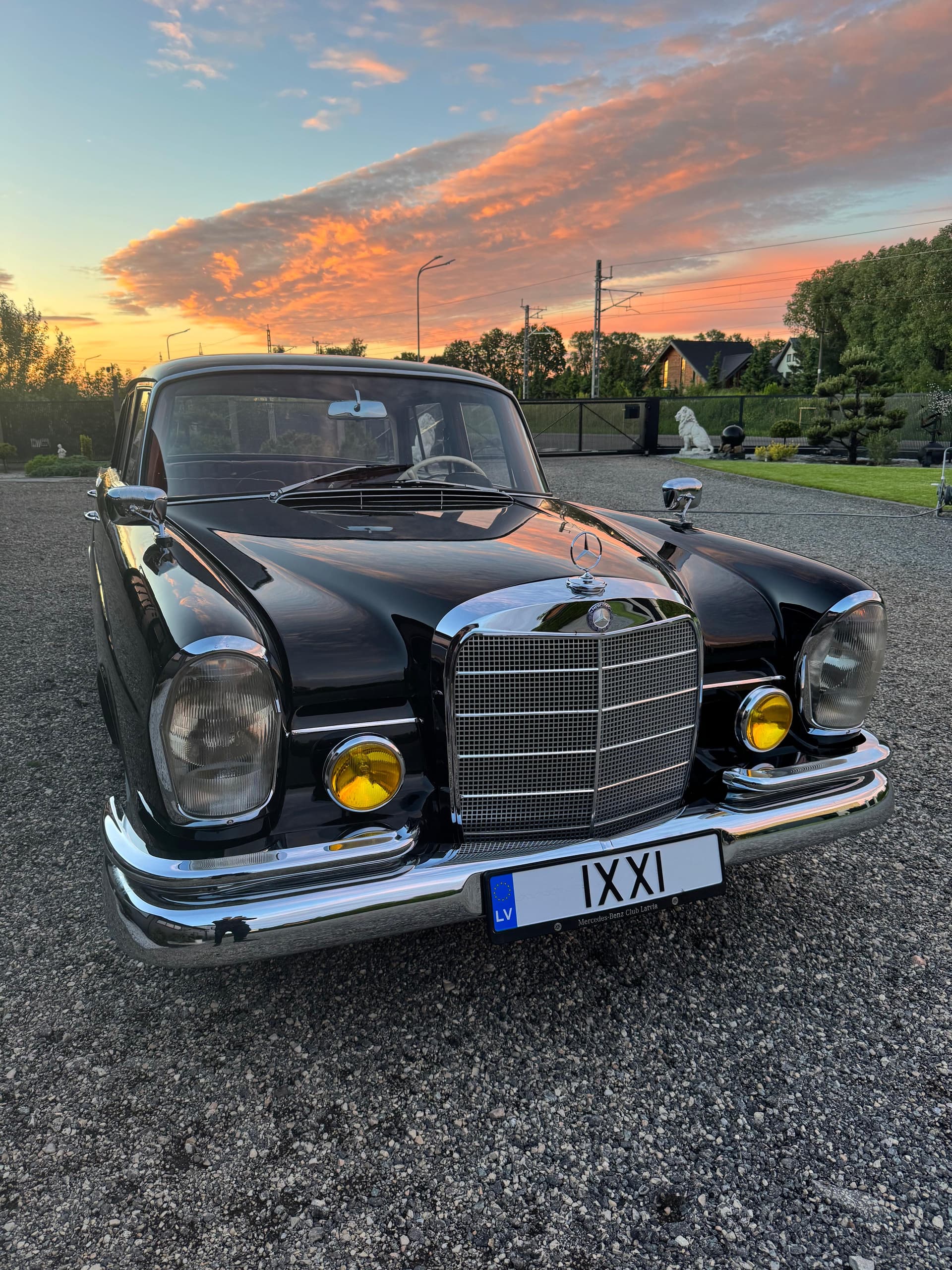 Mercedes Benz S220 1964 foto 1
